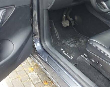 Тесла Model Y 2022 в Буче на Automoto.ua Серый Тесла Model Y, объемом двигателя 0 л и пробегом 144 тыс. км за 21300 $, фото 11 на Automoto.ua