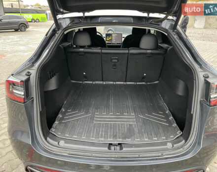 Сірий Тесла Model Y, об'ємом двигуна 0 л та пробігом 118 тис. км за 25900 $, фото 20 на Automoto.ua