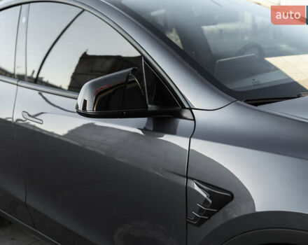 Серый Тесла Model Y, объемом двигателя 0 л и пробегом 148 тыс. км за 23500 $, фото 78 на Automoto.ua