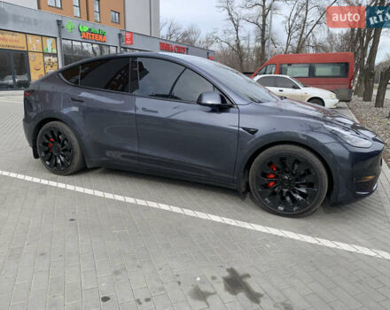 Серый Тесла Model Y, объемом двигателя 0 л и пробегом 29 тыс. км за 32700 $, фото 3 на Automoto.ua
