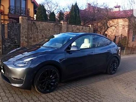 Серый Тесла Model Y, объемом двигателя 0 л и пробегом 35 тыс. км за 29950 $, фото 11 на Automoto.ua