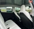 Сірий Тесла Model Y, об'ємом двигуна 0 л та пробігом 8 тис. км за 27900 $, фото 12 на Automoto.ua