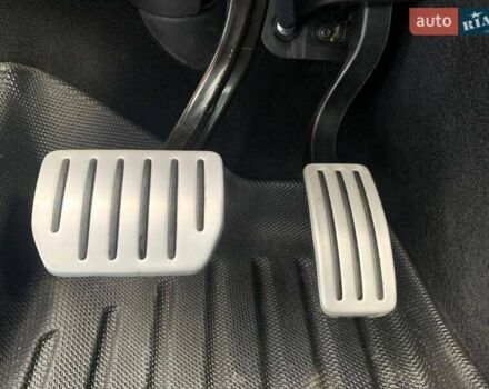 Серый Тесла Model Y, объемом двигателя 0 л и пробегом 54 тыс. км за 24000 $, фото 6 на Automoto.ua