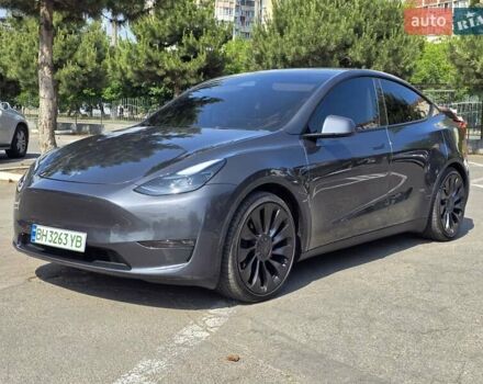 Серый Тесла Model Y, объемом двигателя 0 л и пробегом 34 тыс. км за 27500 $, фото 3 на Automoto.ua