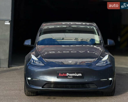 Серый Тесла Model Y, объемом двигателя 0 л и пробегом 54 тыс. км за 26000 $, фото 3 на Automoto.ua