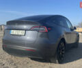 Серый Тесла Model Y, объемом двигателя 0 л и пробегом 40 тыс. км за 27999 $, фото 3 на Automoto.ua