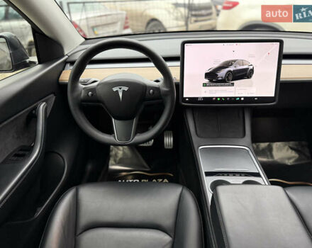 Серый Тесла Model Y, объемом двигателя 0 л и пробегом 53 тыс. км за 28000 $, фото 45 на Automoto.ua