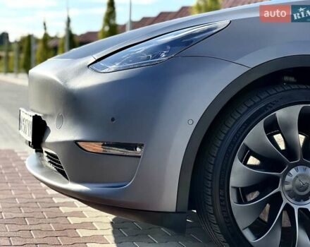Серый Тесла Model Y, объемом двигателя 0 л и пробегом 25 тыс. км за 27000 $, фото 23 на Automoto.ua