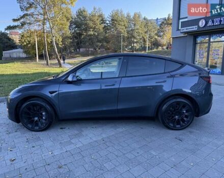 Серый Тесла Model Y, объемом двигателя 0 л и пробегом 38 тыс. км за 24999 $, фото 1 на Automoto.ua