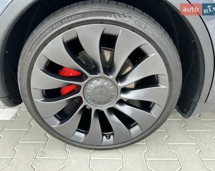 Сірий Тесла Model Y, об'ємом двигуна 0 л та пробігом 47 тис. км за 29999 $, фото 18 на Automoto.ua