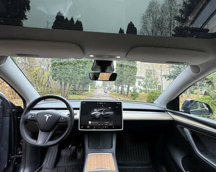 Серый Тесла Model Y, объемом двигателя 0 л и пробегом 58 тыс. км за 25000 $, фото 8 на Automoto.ua