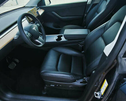 Тесла Model Y 2022 у Харкові на Automoto.ua Сірий Тесла Model Y, об'ємом двигуна 0 л та пробігом 93 тис. км за 26000 $, фото 6 на Automoto.ua