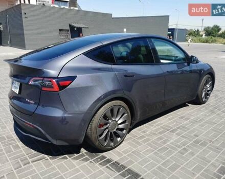 Серый Тесла Model Y, объемом двигателя 0 л и пробегом 3 тыс. км за 45500 $, фото 11 на Automoto.ua