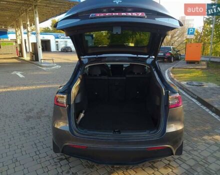 Тесла Model Y 2022 у Києві на Automoto.ua Сірий Тесла Model Y, об'ємом двигуна 0 л та пробігом 95 тис. км за 22700 $, фото 13 на Automoto.ua