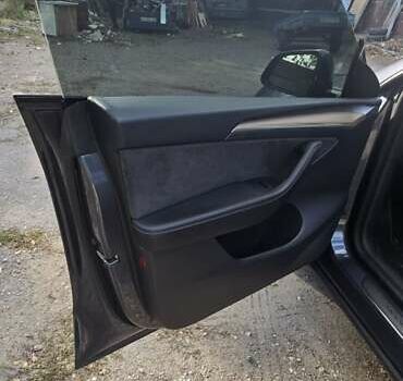 Сірий Тесла Model Y, об'ємом двигуна 0 л та пробігом 67 тис. км за 26000 $, фото 11 на Automoto.ua