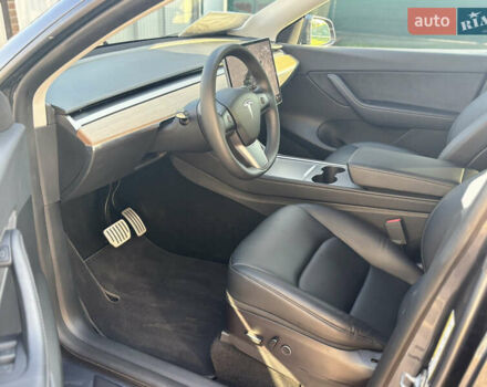 Сірий Тесла Model Y, об'ємом двигуна 0 л та пробігом 65 тис. км за 28900 $, фото 8 на Automoto.ua