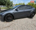Серый Тесла Model Y, объемом двигателя 0 л и пробегом 61 тыс. км за 33000 $, фото 1 на Automoto.ua