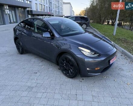 Серый Тесла Model Y, объемом двигателя 0 л и пробегом 38 тыс. км за 24999 $, фото 10 на Automoto.ua