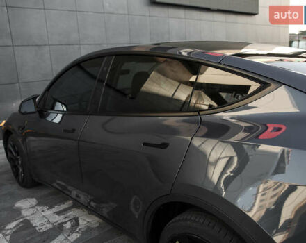 Серый Тесла Model Y, объемом двигателя 0 л и пробегом 148 тыс. км за 23500 $, фото 75 на Automoto.ua