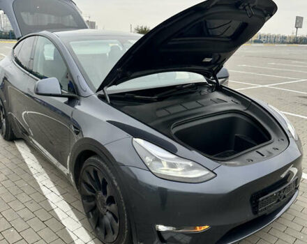 Серый Тесла Model Y, объемом двигателя 0 л и пробегом 58 тыс. км за 28500 $, фото 22 на Automoto.ua