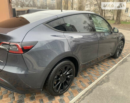 Серый Тесла Model Y, объемом двигателя 0 л и пробегом 10 тыс. км за 55000 $, фото 37 на Automoto.ua