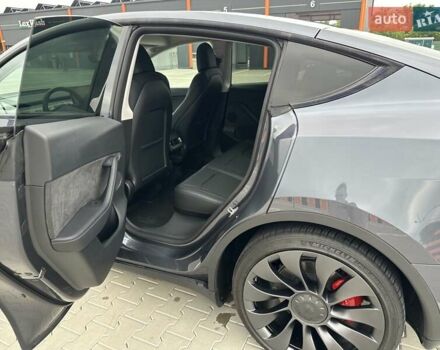 Сірий Тесла Model Y, об'ємом двигуна 0 л та пробігом 47 тис. км за 29999 $, фото 14 на Automoto.ua