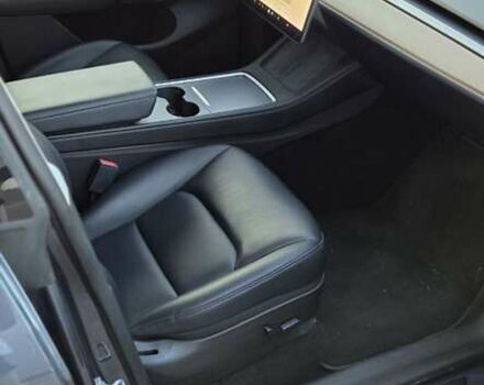 Серый Тесла Model Y, объемом двигателя 0 л и пробегом 77 тыс. км за 25499 $, фото 9 на Automoto.ua