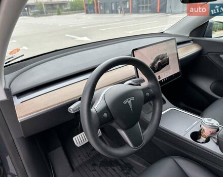 Сірий Тесла Model Y, об'ємом двигуна 0 л та пробігом 47 тис. км за 29999 $, фото 22 на Automoto.ua