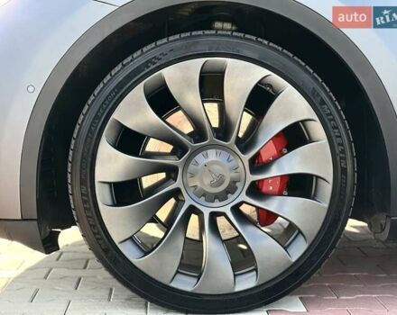 Серый Тесла Model Y, объемом двигателя 0 л и пробегом 25 тыс. км за 27000 $, фото 35 на Automoto.ua