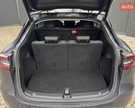 Сірий Тесла Model Y, об'ємом двигуна 0 л та пробігом 46 тис. км за 27500 $, фото 20 на Automoto.ua