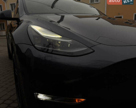 Сірий Тесла Model Y, об'ємом двигуна 0 л та пробігом 46 тис. км за 27500 $, фото 26 на Automoto.ua
