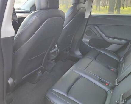 Серый Тесла Model Y, объемом двигателя 0 л и пробегом 160 тыс. км за 24500 $, фото 12 на Automoto.ua