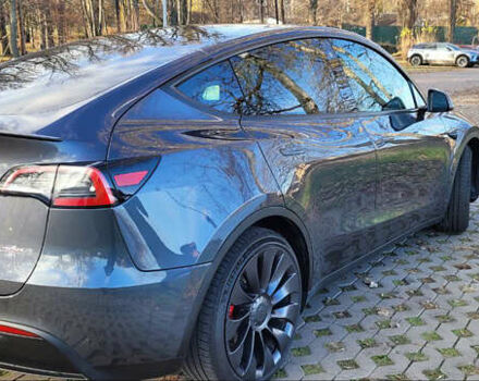 Серый Тесла Model Y, объемом двигателя 0 л и пробегом 53 тыс. км за 31500 $, фото 1 на Automoto.ua