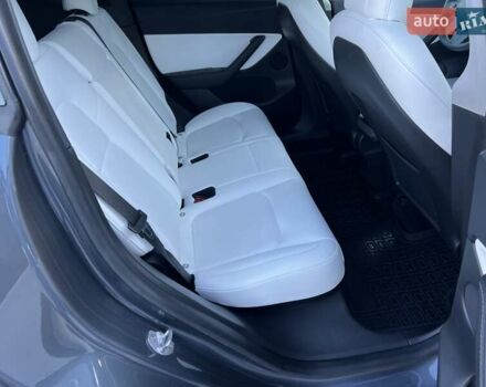 Серый Тесла Model Y, объемом двигателя 0 л и пробегом 25 тыс. км за 27000 $, фото 65 на Automoto.ua