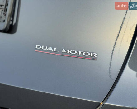 Серый Тесла Model Y, объемом двигателя 0 л и пробегом 100 тыс. км за 24500 $, фото 79 на Automoto.ua