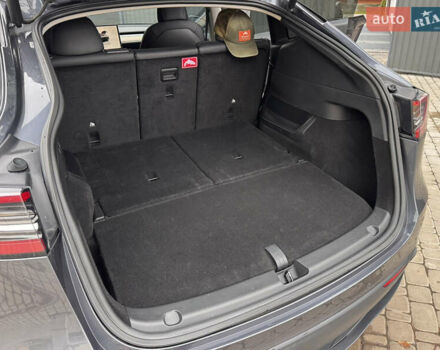 Сірий Тесла Model Y, об'ємом двигуна 0 л та пробігом 46 тис. км за 27500 $, фото 22 на Automoto.ua