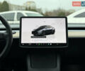 Серый Тесла Model Y, объемом двигателя 0 л и пробегом 53 тыс. км за 28000 $, фото 46 на Automoto.ua
