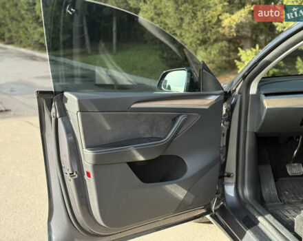 Сірий Тесла Model Y, об'ємом двигуна 0 л та пробігом 67 тис. км за 25000 $, фото 18 на Automoto.ua