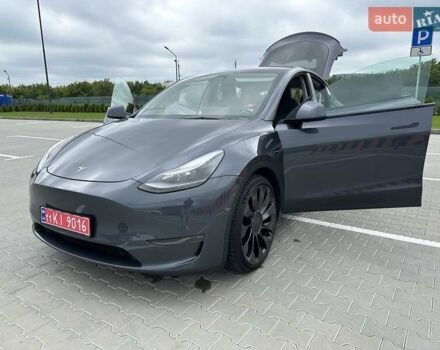 Сірий Тесла Model Y, об'ємом двигуна 0 л та пробігом 47 тис. км за 29999 $, фото 31 на Automoto.ua