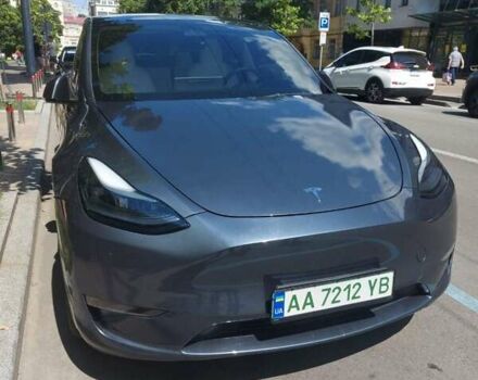 Серый Тесла Model Y, объемом двигателя 0 л и пробегом 27 тыс. км за 33000 $, фото 5 на Automoto.ua