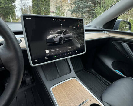 Серый Тесла Model Y, объемом двигателя 0 л и пробегом 58 тыс. км за 25000 $, фото 13 на Automoto.ua