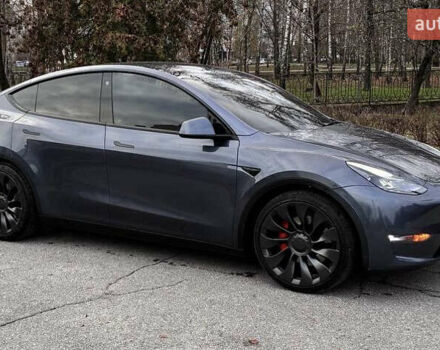 Серый Тесла Model Y, объемом двигателя 0 л и пробегом 82 тыс. км за 26500 $, фото 4 на Automoto.ua