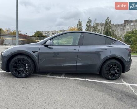 Серый Тесла Model Y, объемом двигателя 0 л и пробегом 61 тыс. км за 25500 $, фото 38 на Automoto.ua