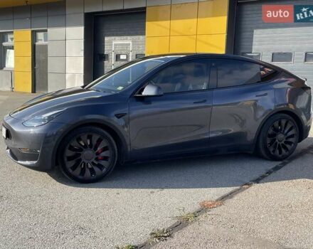 Тесла Model Y 2022 в Харькове на Automoto.ua Серый Тесла Model Y, объемом двигателя 0 л и пробегом 45 тыс. км за 28300 $, фото 4 на Automoto.ua