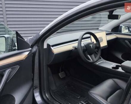 Сірий Тесла Model Y, об'ємом двигуна 0 л та пробігом 48 тис. км за 26400 $, фото 4 на Automoto.ua
