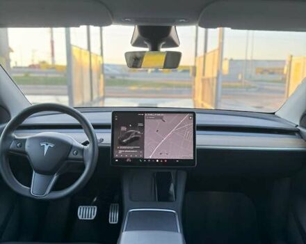 Серый Тесла Model Y, объемом двигателя 0 л и пробегом 82 тыс. км за 22300 $, фото 7 на Automoto.ua