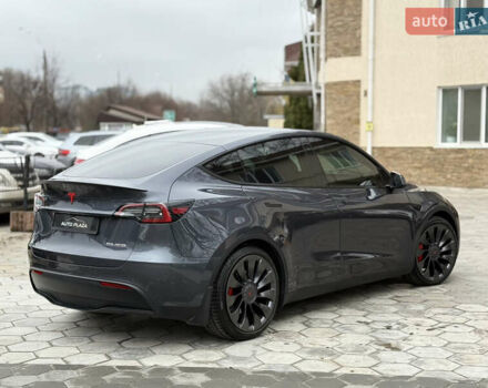 Серый Тесла Model Y, объемом двигателя 0 л и пробегом 53 тыс. км за 28000 $, фото 24 на Automoto.ua