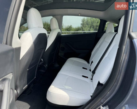 Тесла Model Y 2022 в Киеве на Automoto.ua Серый Тесла Model Y, объемом двигателя 0 л и пробегом 28 тыс. км за 29300 $, фото 30 на Automoto.ua