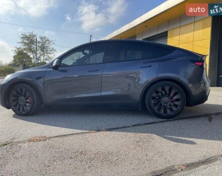 Тесла Model Y 2022 в Харькове на Automoto.ua Серый Тесла Model Y, объемом двигателя 0 л и пробегом 45 тыс. км за 28300 $, фото 5 на Automoto.ua