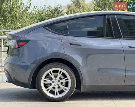 Тесла Model Y 2022 в Киеве на Automoto.ua Серый Тесла Model Y, объемом двигателя 0 л и пробегом 28 тыс. км за 29300 $, фото 17 на Automoto.ua